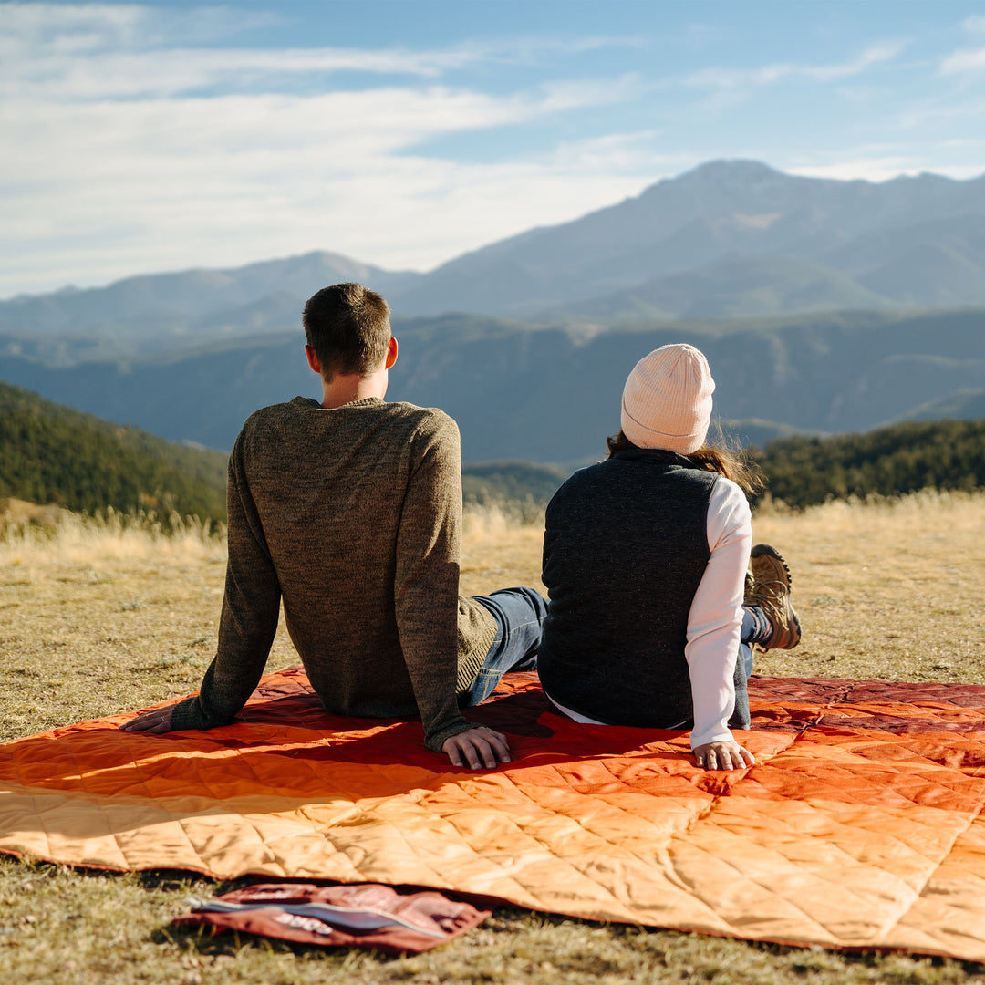 Staydown Anchortech Outdoor Travel Weighted Ground Blanket Core Equipment
