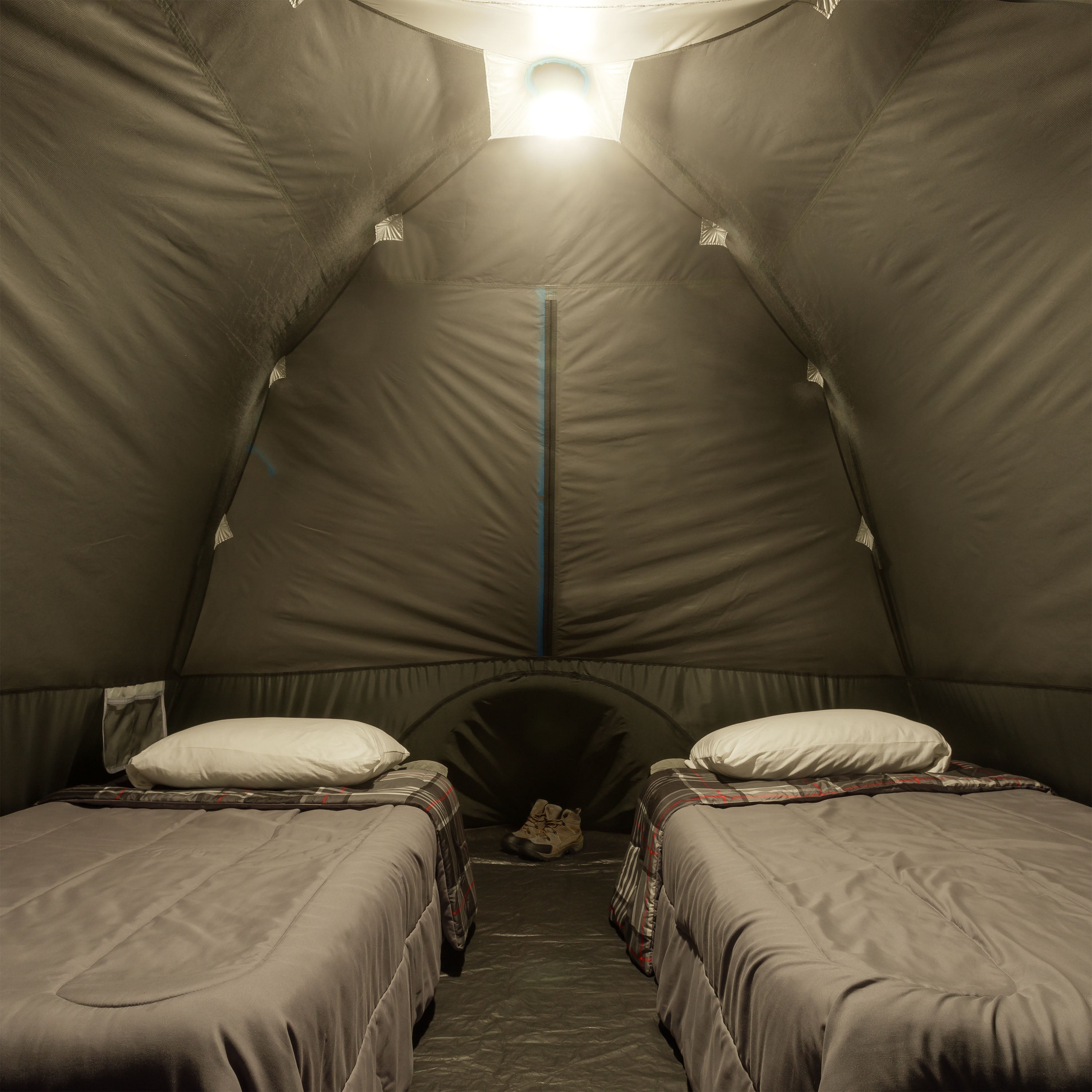 6 Person Lighted Dome Tent