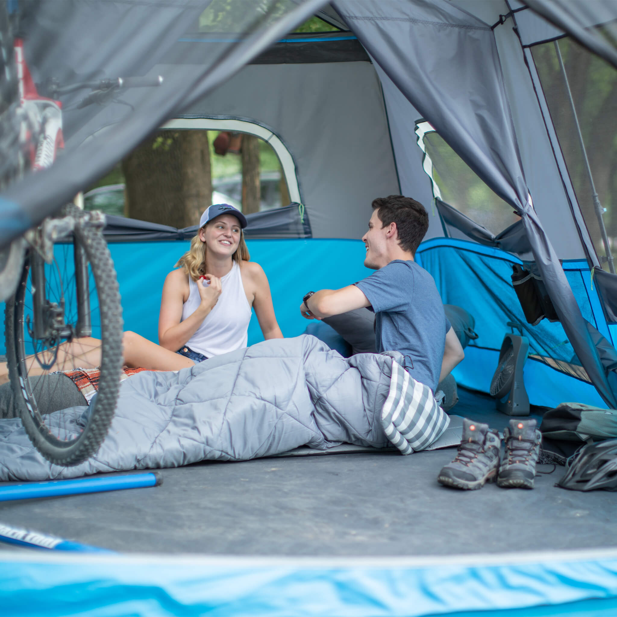 9 Person Lighted Instant Cabin Tent – Core Equipment