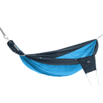CORE premium double hammock in blue with a storage pocket attached on the side.