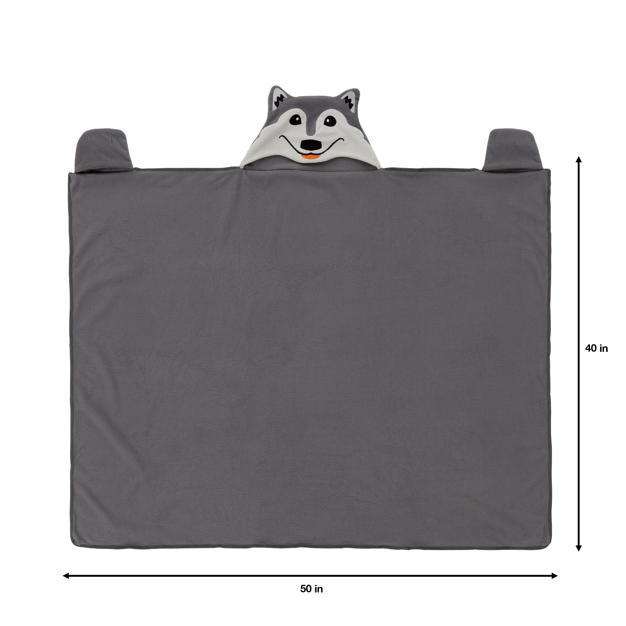 Wolf-themed children's blanket measuring 50 in x 40 in.