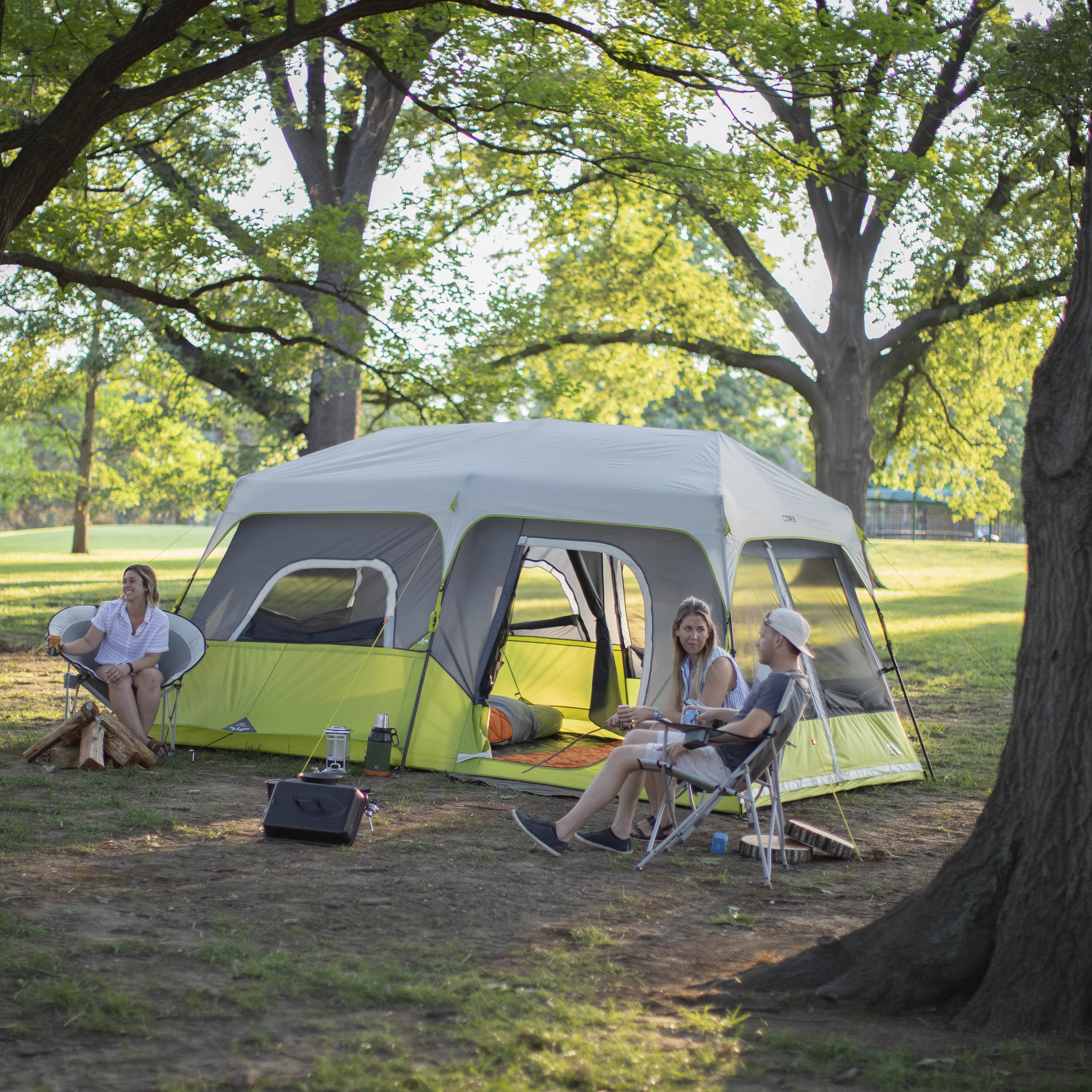 9 Person Instant Cabin Tent – Core Equipment