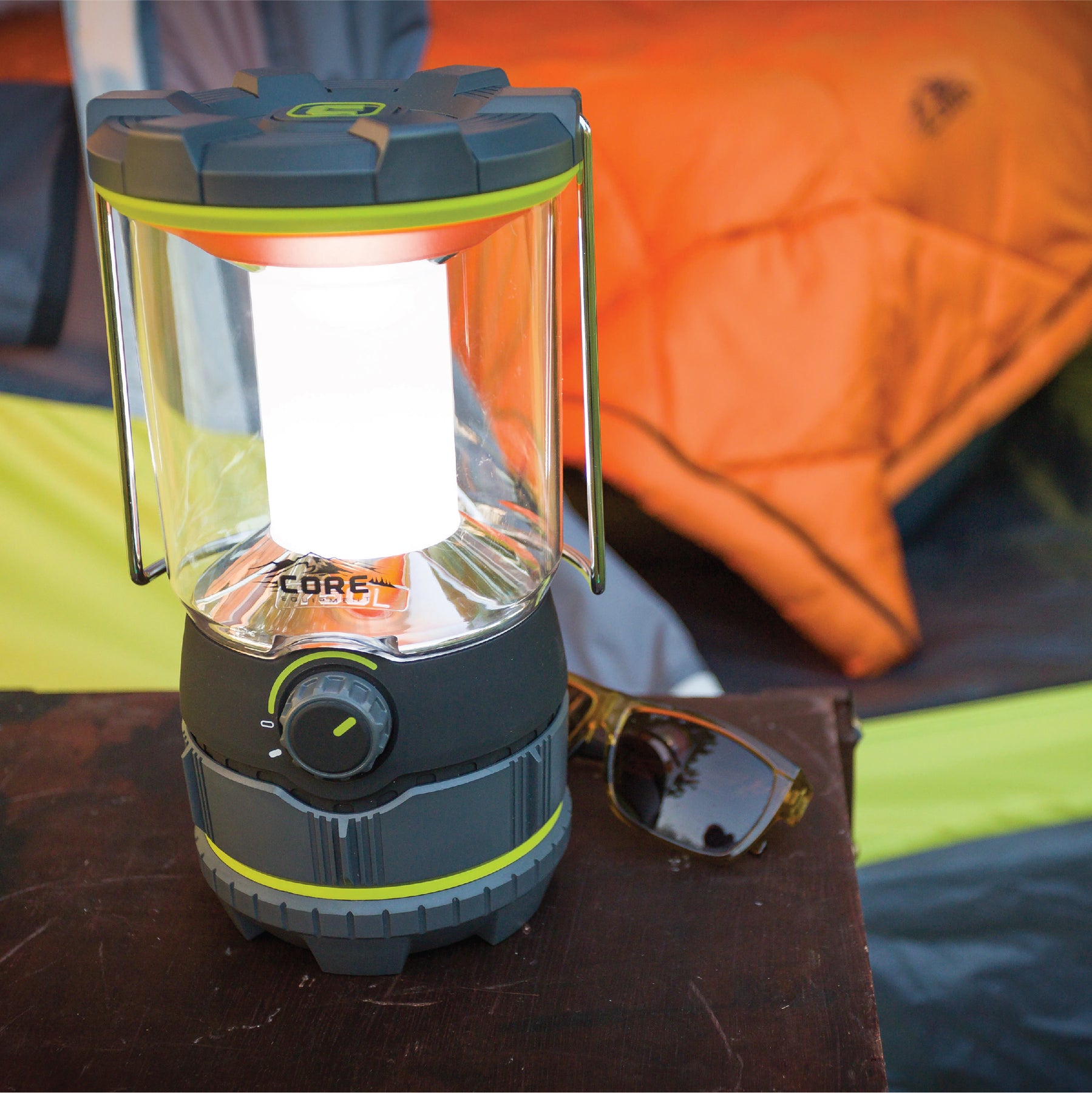 Craftsman Camping Lantern with 16 Heavy Duty D Batteries 