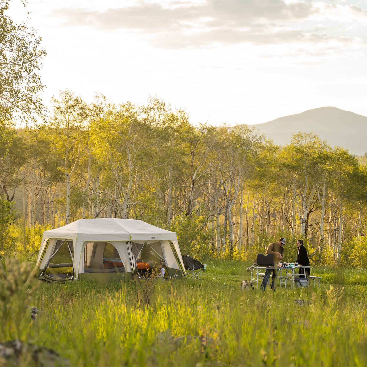 CORE 10 Person Tent